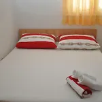 Veselko * Makarská