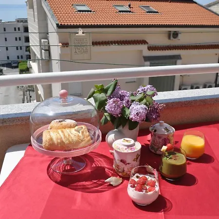 Veselko Апартаменты *