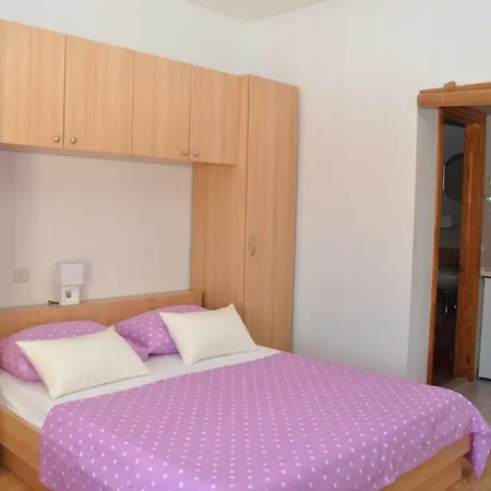 Apartment Veselko Makarska