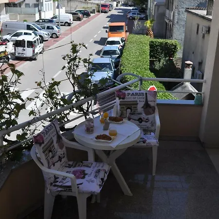 Veselko * Макарска