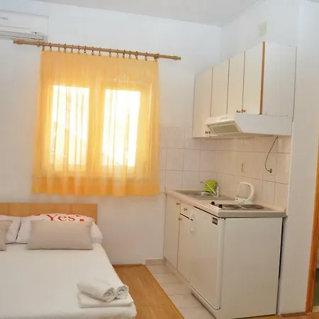 Veselko Apartment Makarska